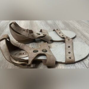 IKKS: Taupe Strappy Sandals with Studs
